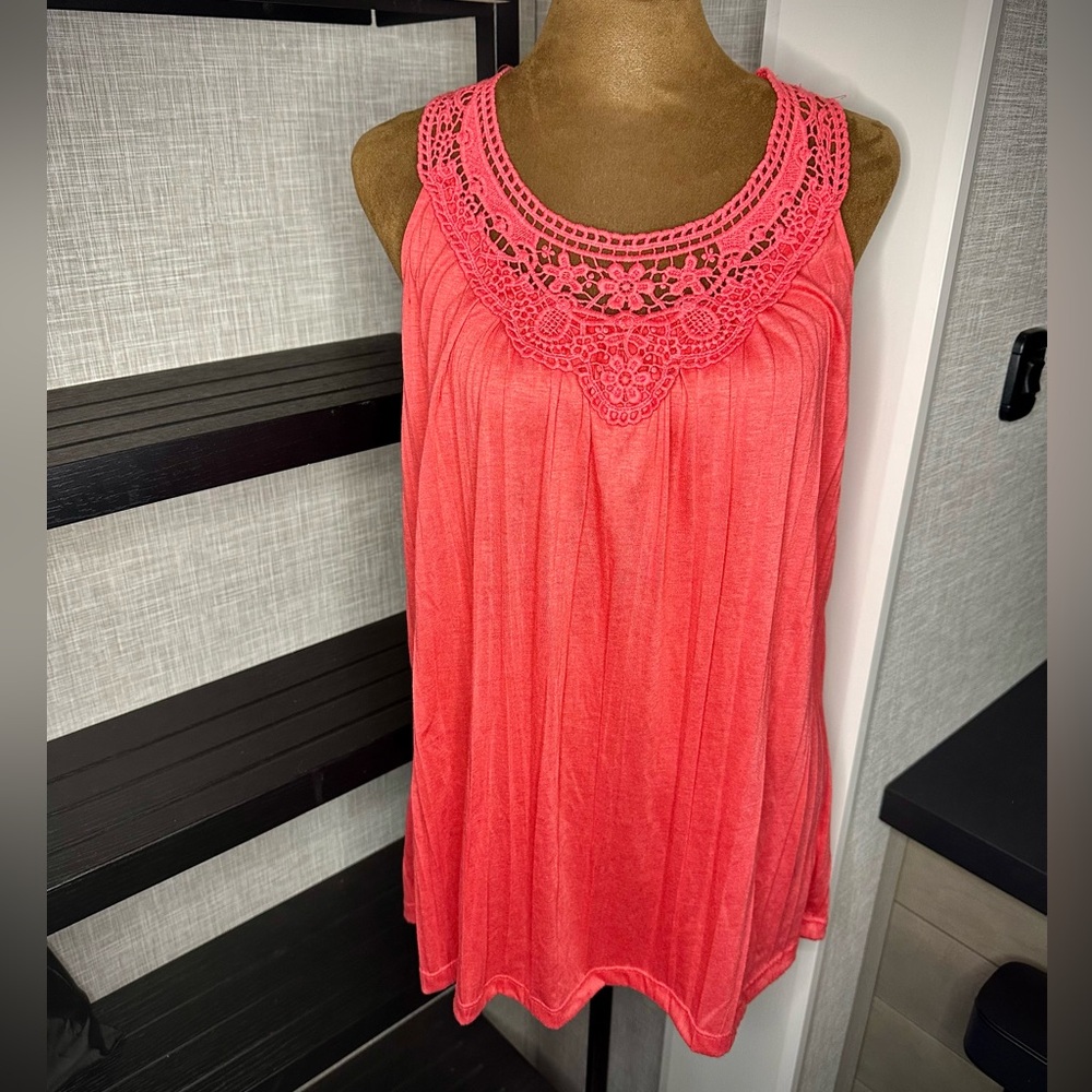 Carolyn Taylor Blouse sz Small Coral Pink Lace Crochet Boho Sleeveless Flowy Top